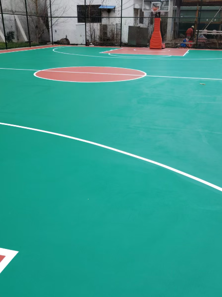北京 球场长期使用易出现地面开裂